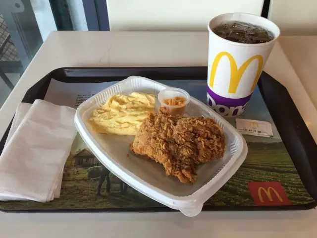 Gambar Makanan McDonald's 15