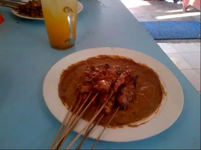 Gambar Makanan Warung Sate Hi. M. Achmadi Malik 12