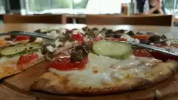 Pizza Locale'nin yemek ve ambiyans fotoğrafları 2