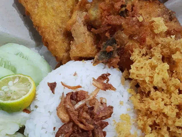 Gambar Makanan Ayam Goreng Borobudur 8