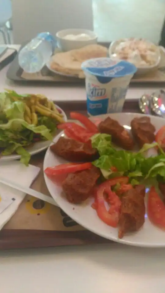Cevizli Köfteci'nin yemek ve ambiyans fotoğrafları 4