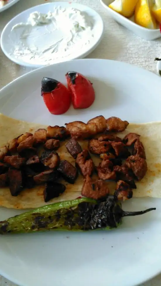 Yeni Dostlar Adana Kebabcısı'nin yemek ve ambiyans fotoğrafları 7