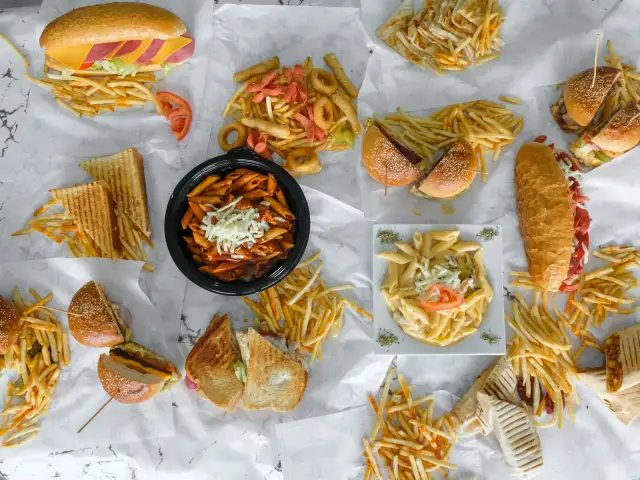 Acıktımmm Burger & Fastfood'nin yemek ve ambiyans fotoğrafları 1