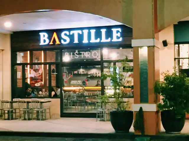 Bastille Bistro Food Photo 17