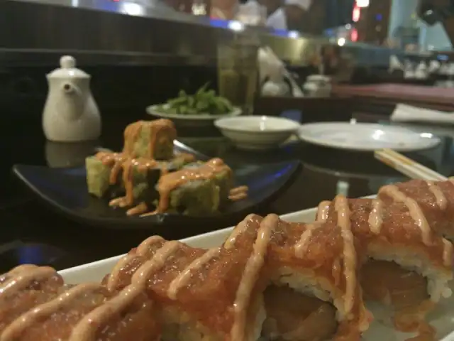 Gambar Makanan Kiyadon Sushi 17