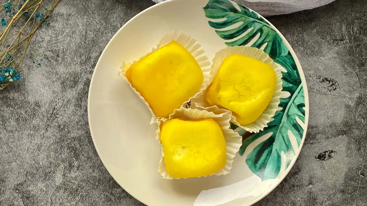 Azira Durian Crepe