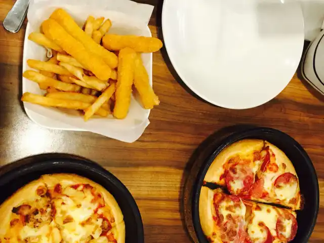 Pizza Hut Food Photo 16