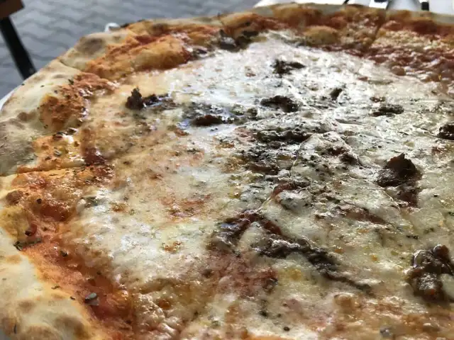 Pizzeria Il Pellicano'nin yemek ve ambiyans fotoğrafları 76