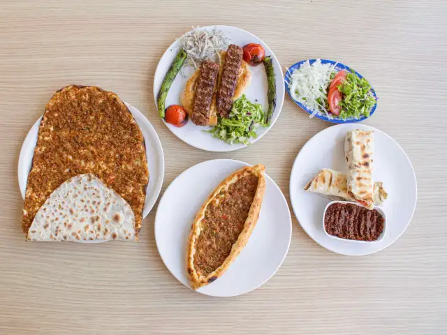 Gökhan Kebap & Pide & Lahmacun'nin yemek ve ambiyans fotoğrafları 1
