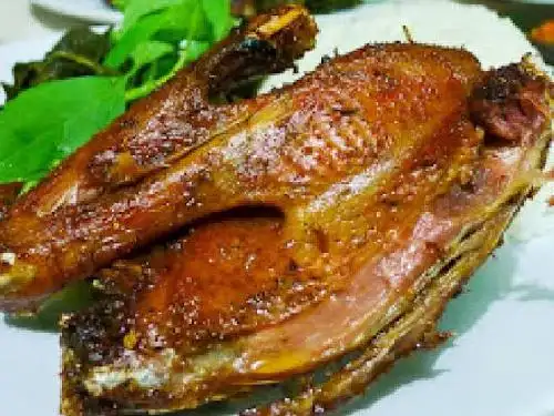 Ayam Bakar Mbak Imah, Jalan Seth Adji İnduk,