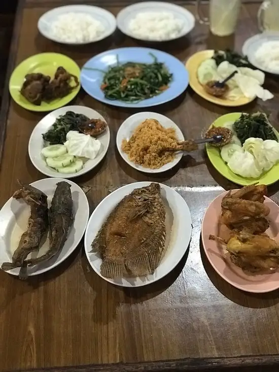 Gambar Makanan Warung Lesehan Mba Dwi 8