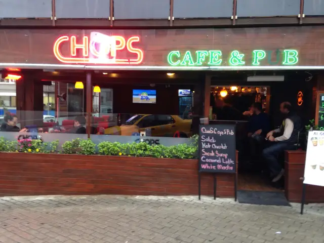 Chops Cafe & Pub'nin yemek ve ambiyans fotoğrafları 8