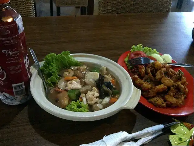 Gambar Makanan Foodcourt Metro Indah Mall 5