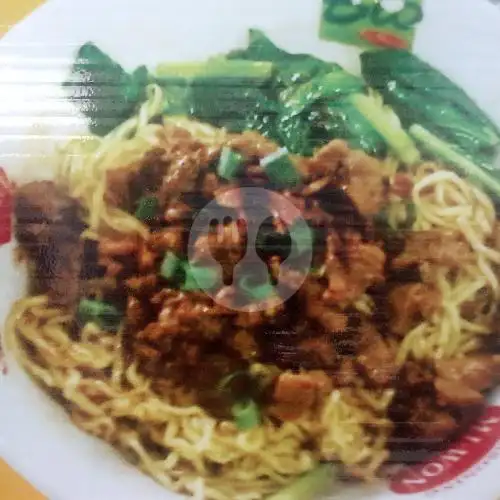 Gambar Makanan Mie Pangsit Tanjung Pinang, Nagoya Food Court 3
