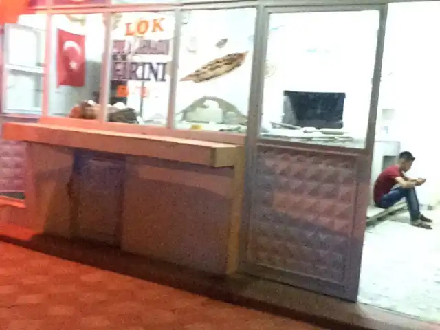 Lök Pide Ve Lahmacun Fırını'nin yemek ve ambiyans fotoğrafları 3