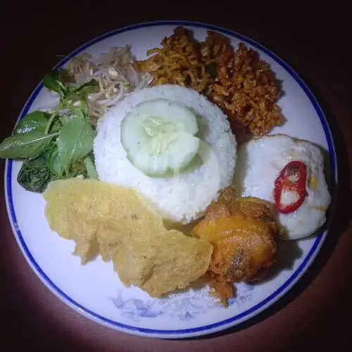 Gambar Makanan Nasi Kuning Dua Tujuh, Ibu Anik 10