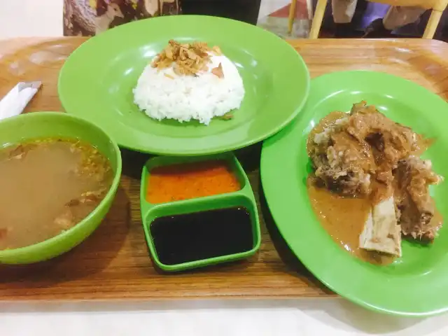 Gambar Makanan Food Court Sarinah Thamrin 9