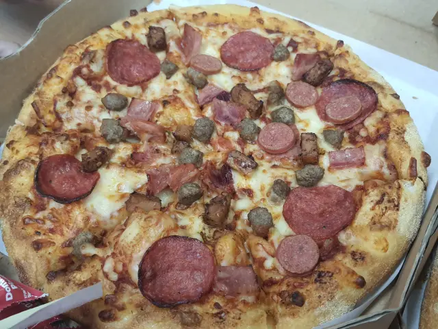 Gambar Makanan Domino's Pizza 2