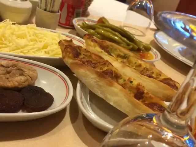 Adana Çimento - Lokal'nin yemek ve ambiyans fotoğrafları 4