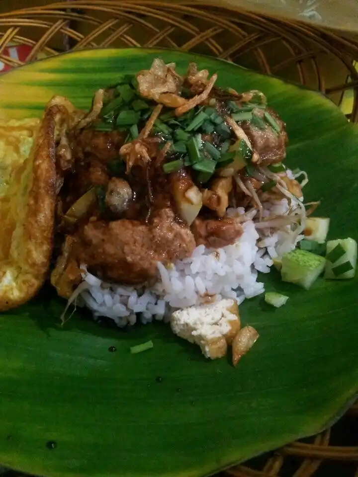 PukulJabon (Pusat Kuliner Jajanan Khas Cirebon)