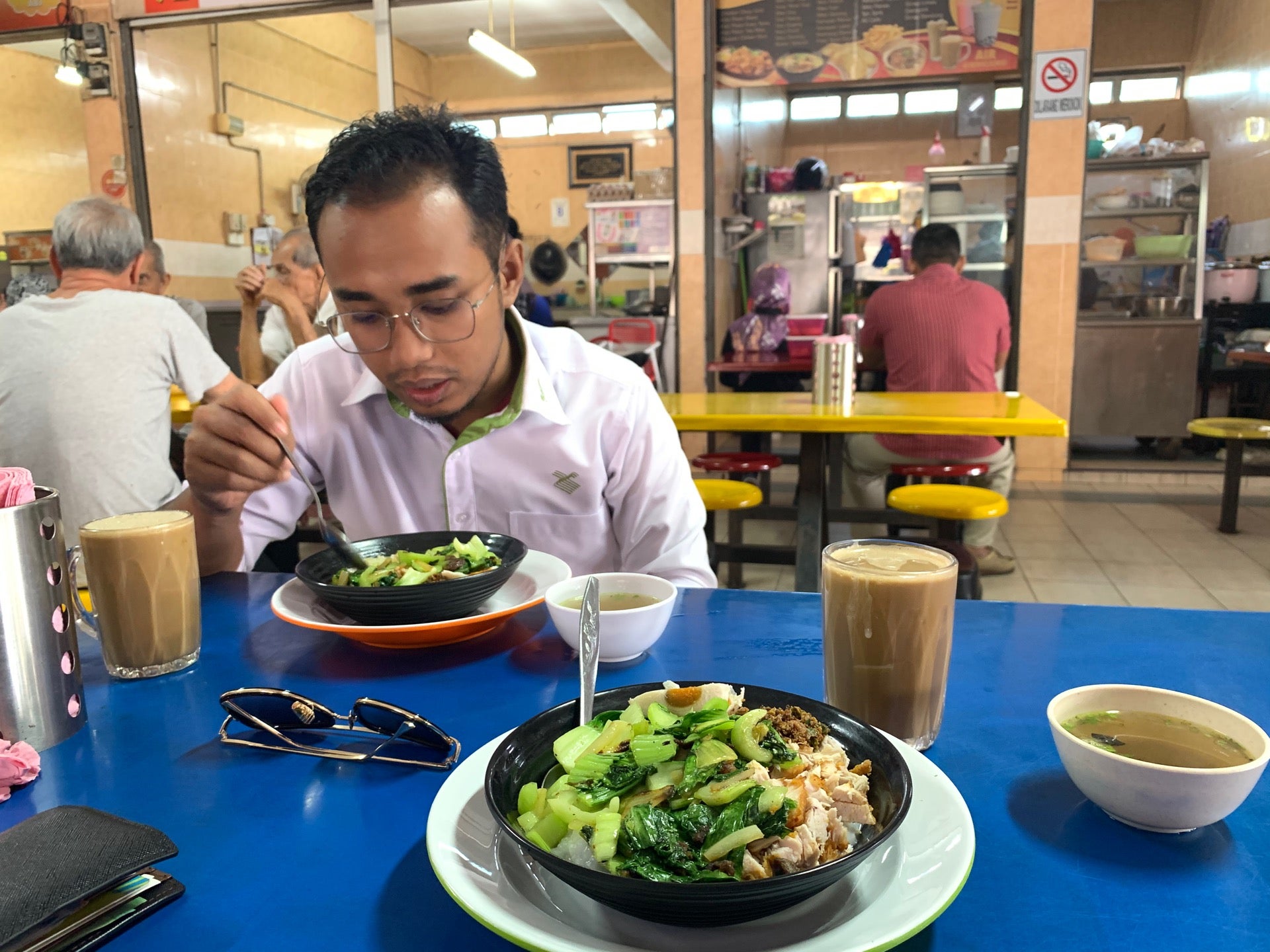 Bazar Muhibbah,Terminal Bas Pekan, Breakfast restaurant near me in ...