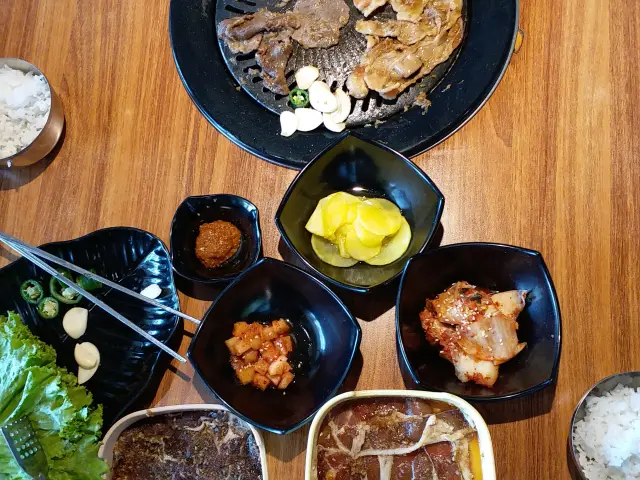 Gambar Makanan TTALs Korean BBQ 8