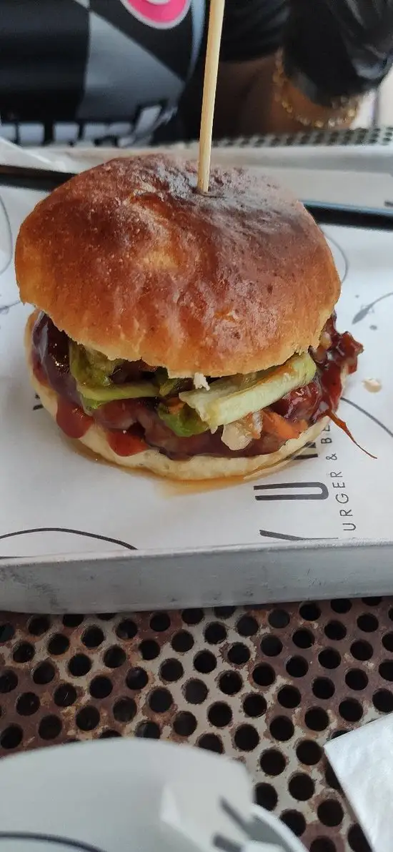 Yuri Burger'nin yemek ve ambiyans fotoğrafları 7