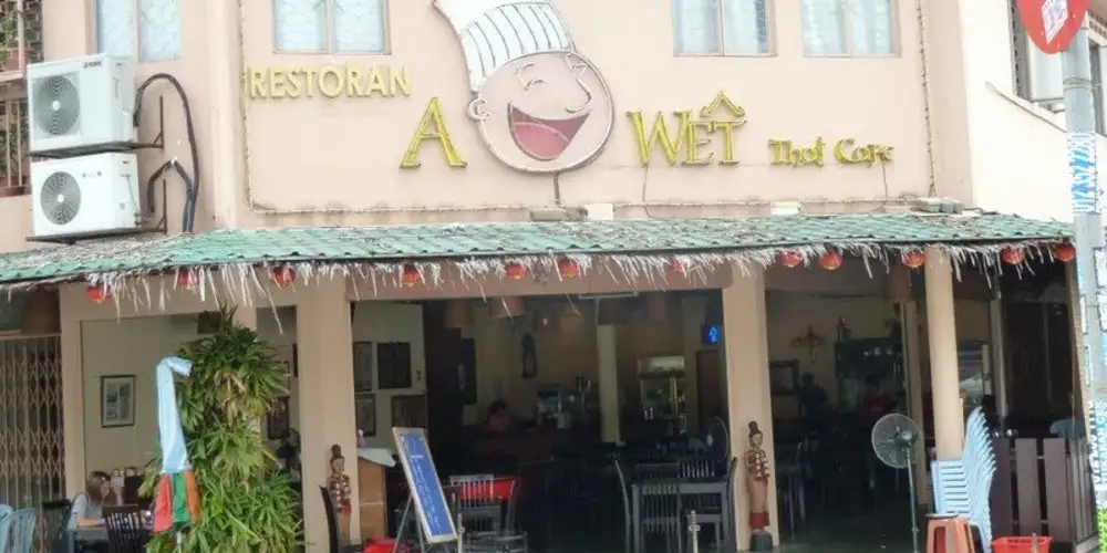 A Wet Thai Cafe