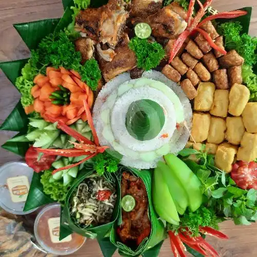 Gambar Makanan Besek Bali 8