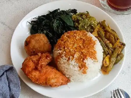 HalalFood Nasi Padang Sari Kambang, Kerobokan