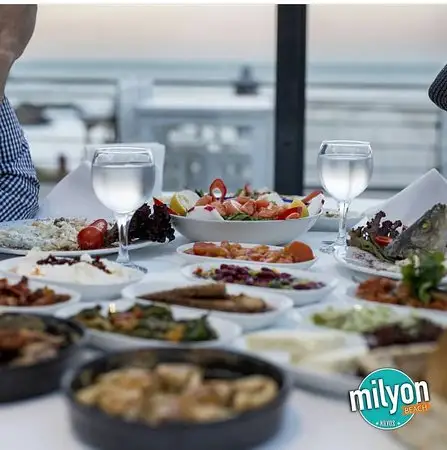 Milyon Beach Kilyos'nin yemek ve ambiyans fotoğrafları 5