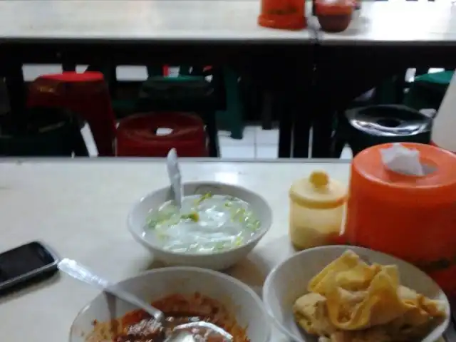 Gambar Makanan Batagor & Mie Baso H. Isan 8