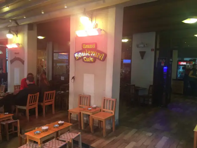 Grand boulevard cafe istanbul'nin yemek ve ambiyans fotoğrafları 24