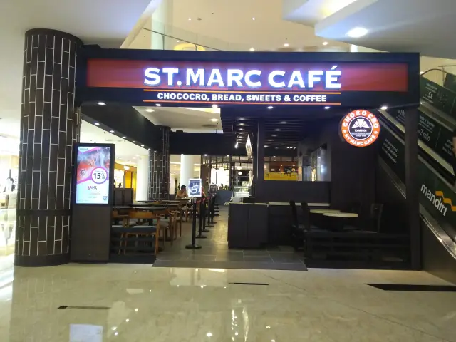 Gambar Makanan St. Marc Cafe 9