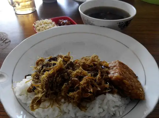 Gambar Makanan Rawon Pak Pangat Wonokromo 7