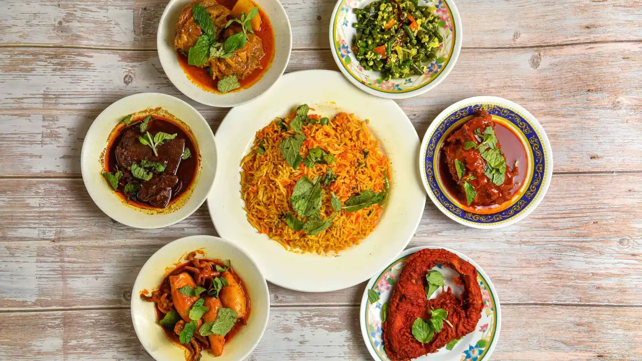 Restoran Nasi Kandar Dinas (Batu Maung)