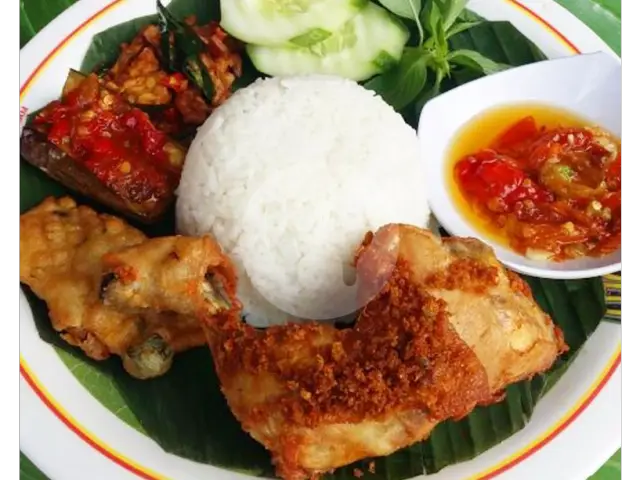 Gambar Makanan Ayam Bakar Ayam Penyet Wong Solo, Palembang 2