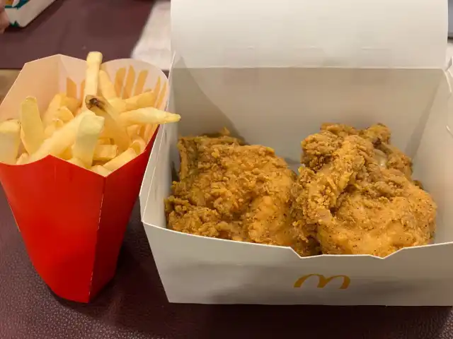 McDonald’s/McCafé Food Photo 9
