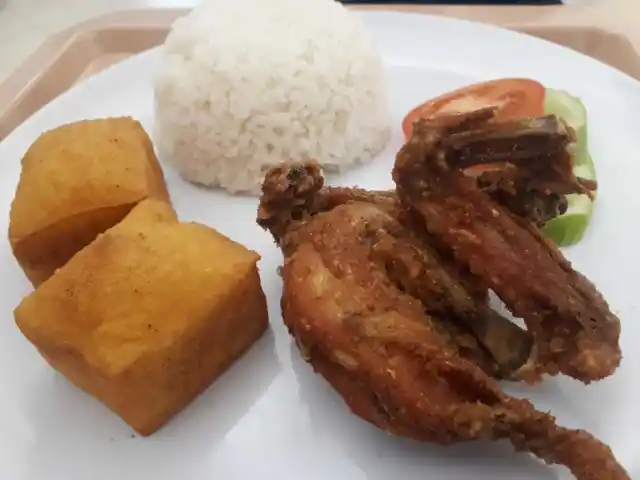 Gambar Makanan AyamGorengPemudaSurabaya 1