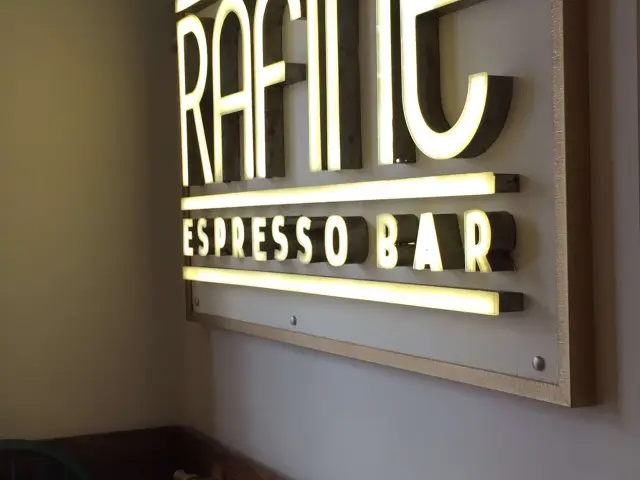 Kare Espresso bar'nin yemek ve ambiyans fotoğrafları 17
