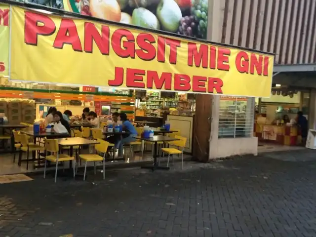 Gambar Makanan Pangsit Mie GNI Jember 6