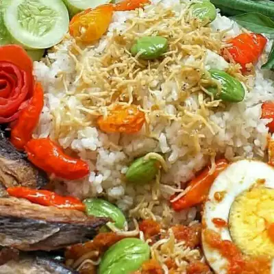 Nasi Liwet Raos Warung Robema, Gunung Salak