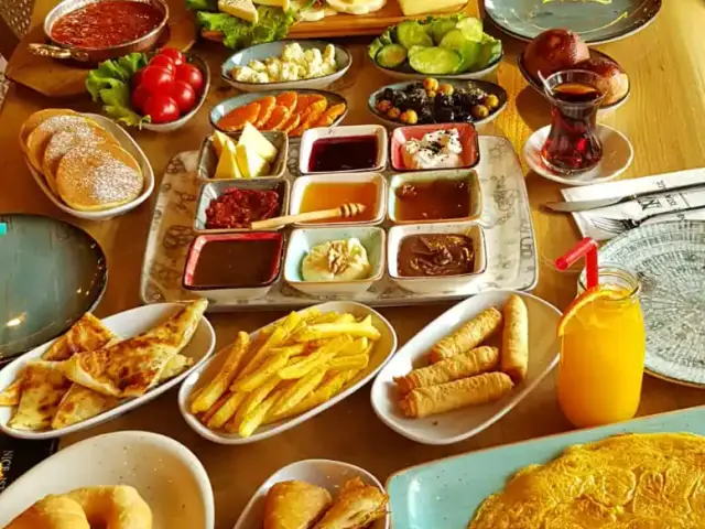 Nice İstanbul Restaurant'nin yemek ve ambiyans fotoğrafları 6