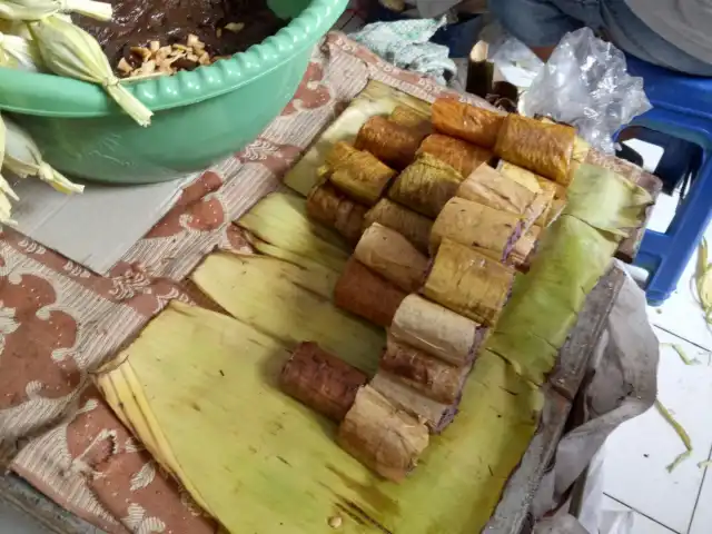 Pasar Kue Tradisional Airmadidi