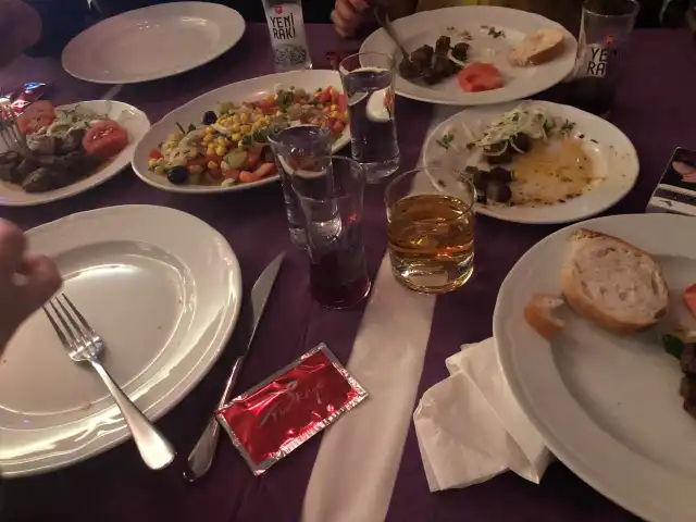 İstanbul Kanatçısı'nin yemek ve ambiyans fotoğrafları 4