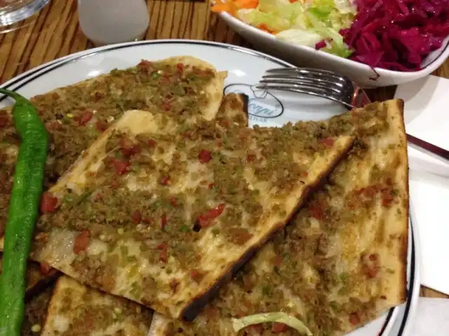 Konyalılar Etli Ekmek'nin yemek ve ambiyans fotoğrafları 6