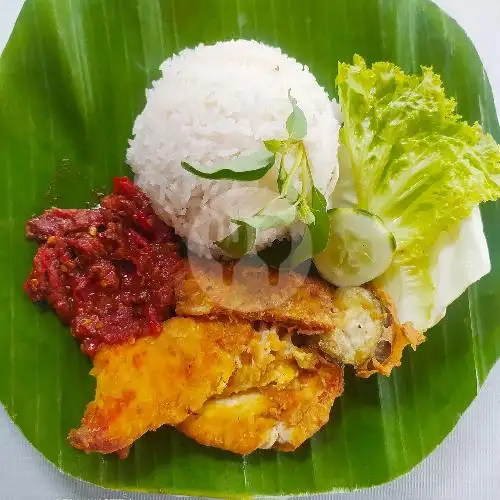 Gambar Makanan Ayam Penyet Borobudur, Medan Petisah 4