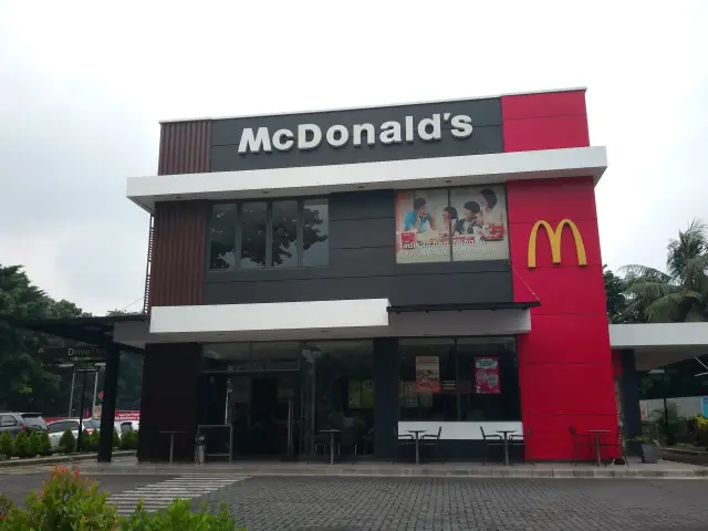 Gambar Makanan McDonald's 6