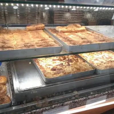 Muslum Usta Baklava Borek