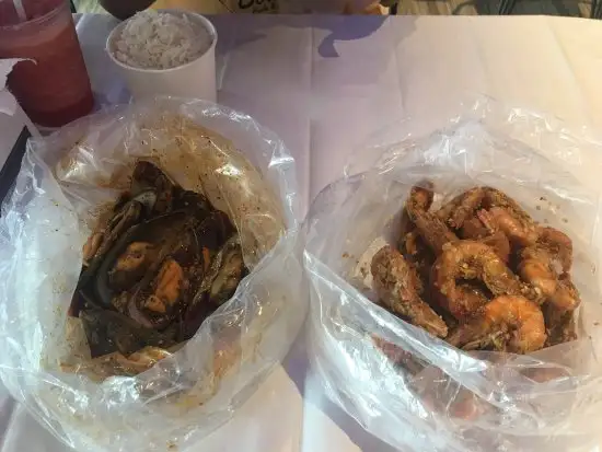 Blue Posts Boiling Crab and Shrimps Food Photo 8